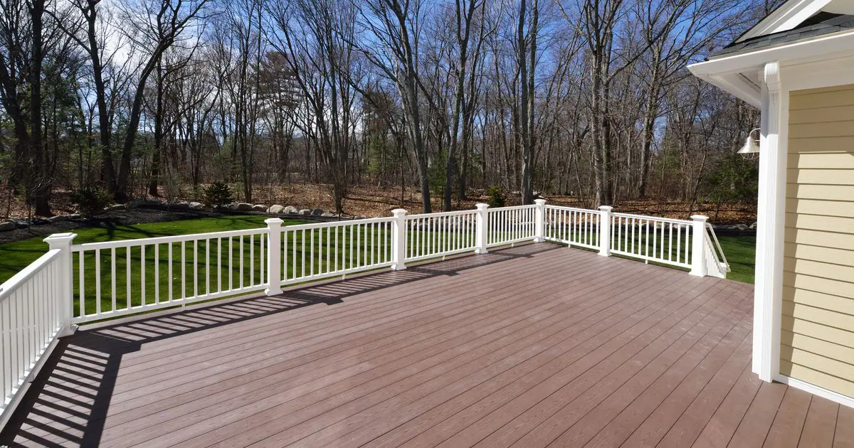 How Tidal Flooding Impacts Deck Foundations in Annapolis & Lake Shore